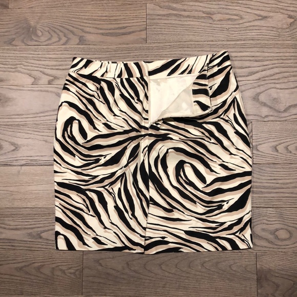 Skirt - Picture 2 of 2